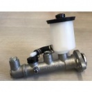 ブレーキマスターシリンダー汎用3(TARA1#2#,TE2#3#4#)￥16,500(税抜)